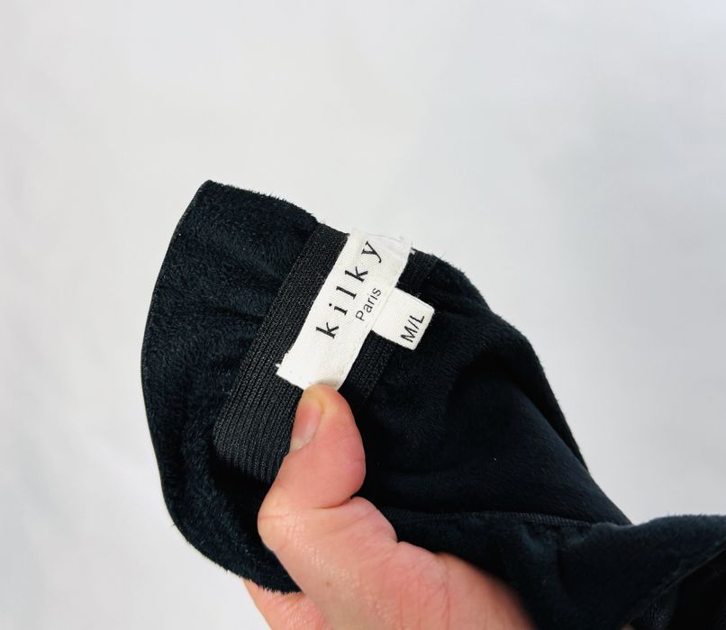 Czarna spódnica mini z guzikami S/M 36/38