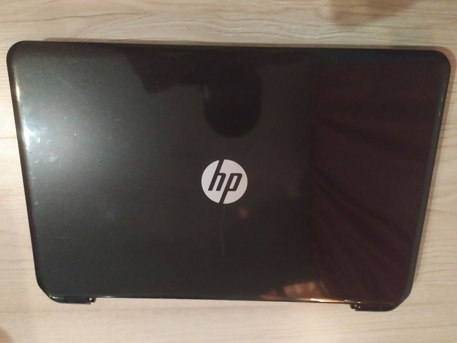Hp 15-r062sr klapa matrycy zawiasy i dolna klapa