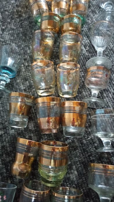 Ножі нержавійки,Графин,Креманки з кольорового скла