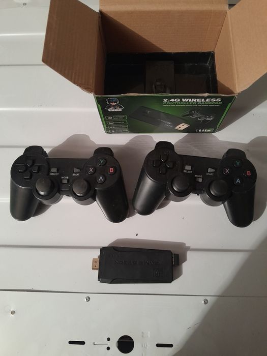 Приставка игровая