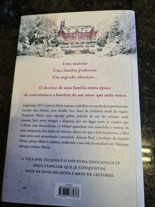 Livro A Vila dos Tecidos,  de Anne Jacobs