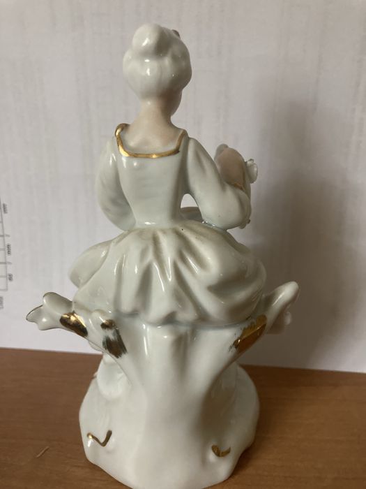 Figurka porcelana cdc