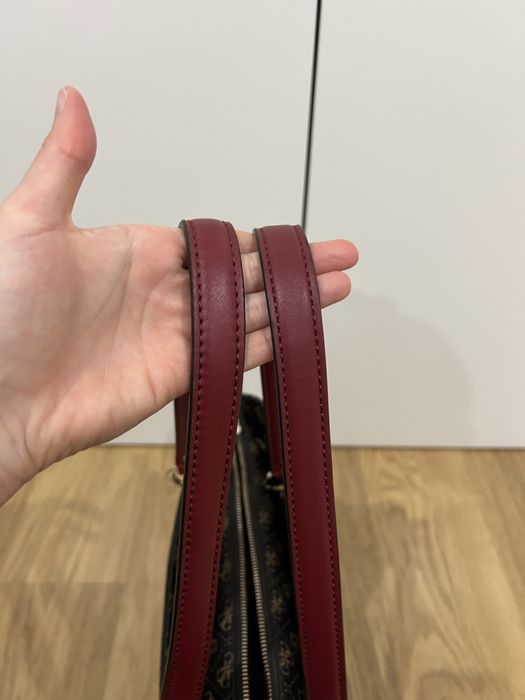 Mala Guess como nova