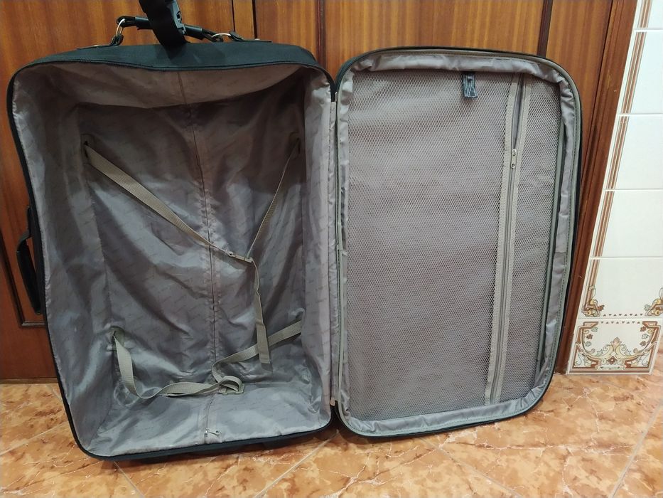 Mala malas de porão até 23 kg viagem casa quarto apartamento carro.