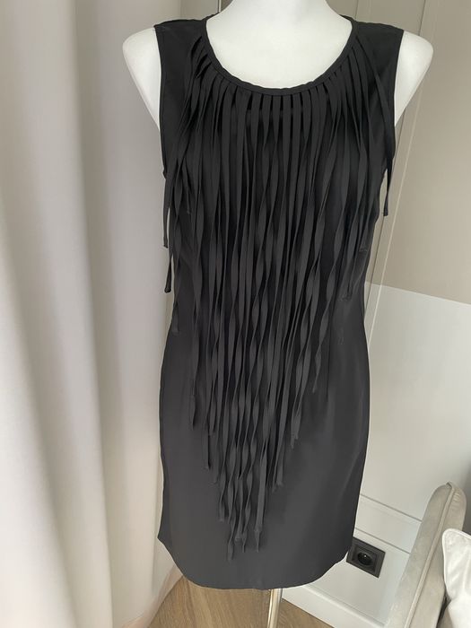 Sukienka czarna elegancka 36