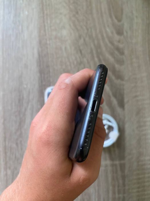 IPhone Se 2020 128 gb Айфон Се 2020: 4 300 грн. - Мобільні телефони ...