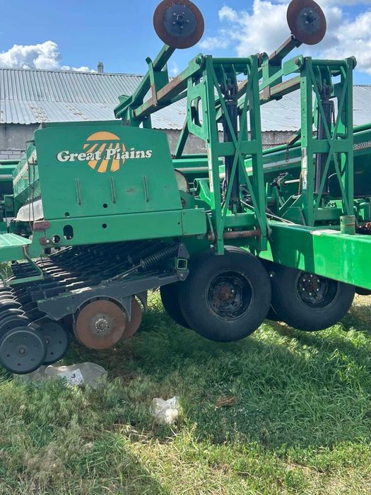 Зернова механічна сівалка Great Plains 3S-4000