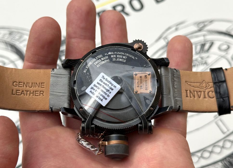 Invicta 17476 Diver Nautilus 52 mm. Swiss Made Automatic 1000 MT.