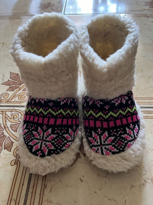 Домашні тапочки угги