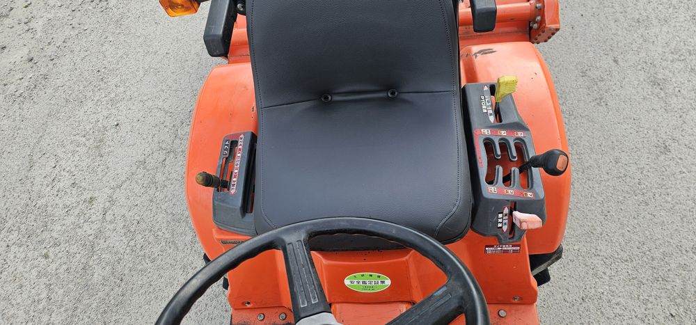 kubota 30 - купити сільгосптехніку - Ціна на OLX.ua