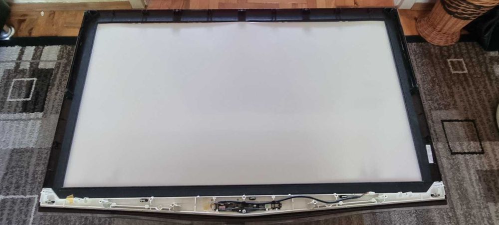 Obudowa przednia do TV Samsung LE40B650