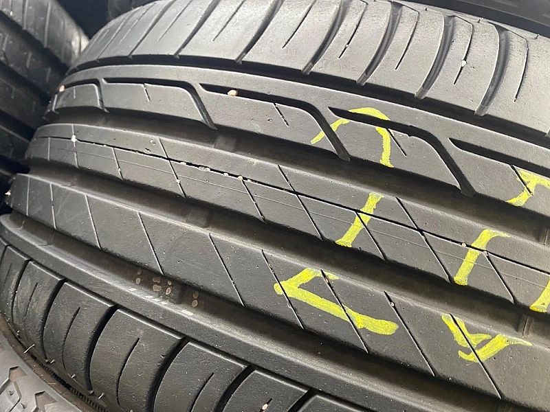215/45/17 Bridgestone Turanz T001_6,8mm_4szt_(207)
