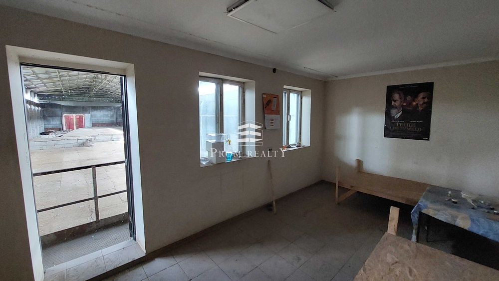 Оренда промислової будівлі, вул. Польова