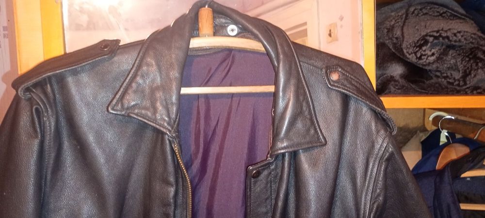 Кожна куртка пілот xl