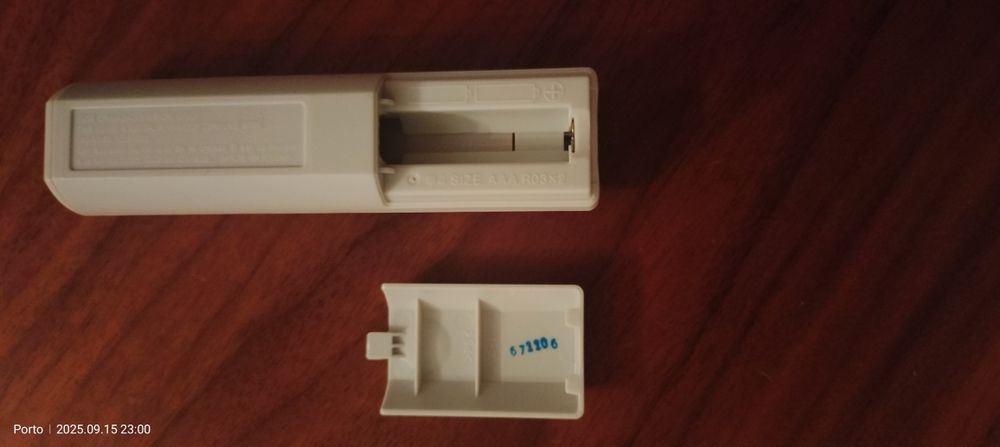 Comando Original Sony RMT-CE95AD para Rádio Cassete (novo)