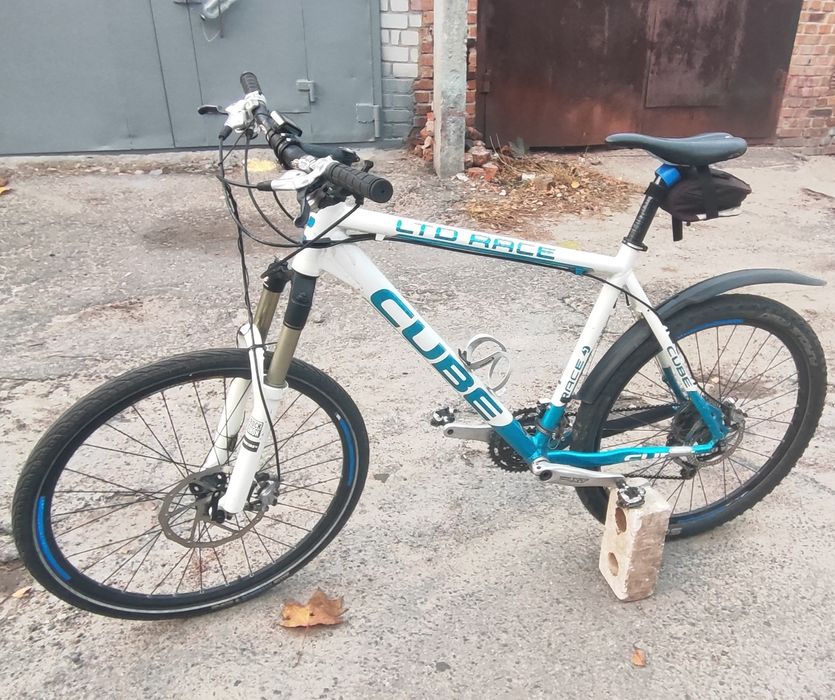 Велосипед CUBE LTD RACE rox shox avid deore XT