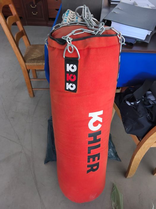 Vendo saco boxe novo