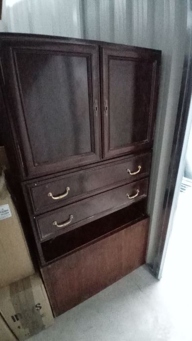 Móvel de sala em carvalho