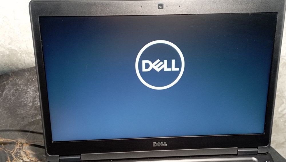 Ноутбук DELL Latitude 5480