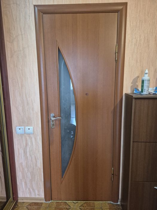 Двері міжкімнатні вживані