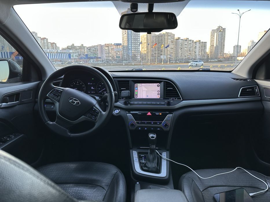 Hyundai Elantra 2016