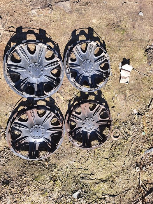 Декоративні колпаки на колеса opus r14