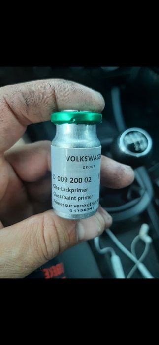 Podkład do szkła i lakieru