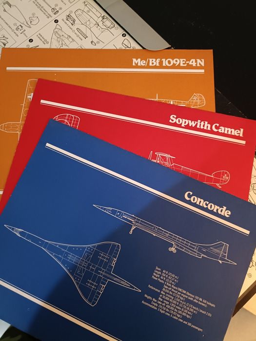 Réplicas de aviões famosos