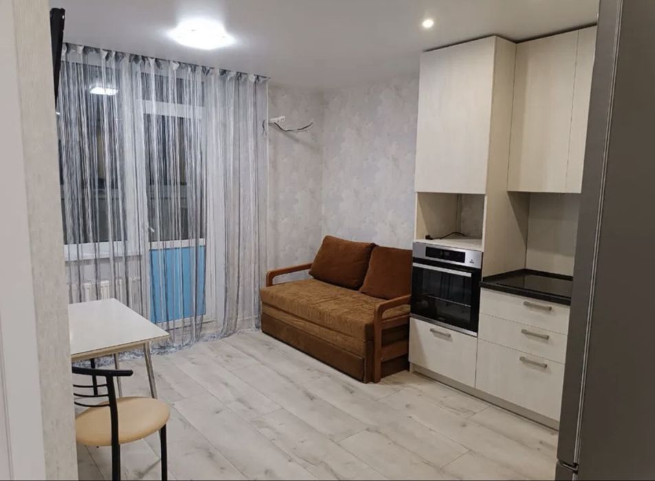 Продам 2 к квартиру ЖК Атлант Бровари генератор