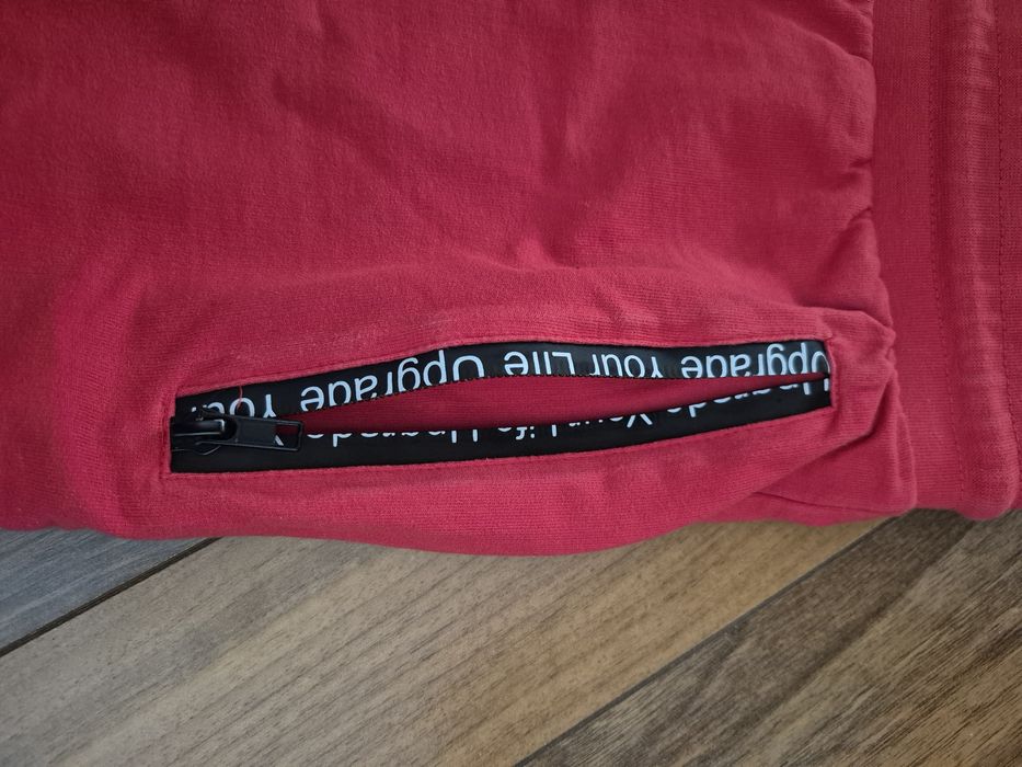 Spodenki krótkie czerwone