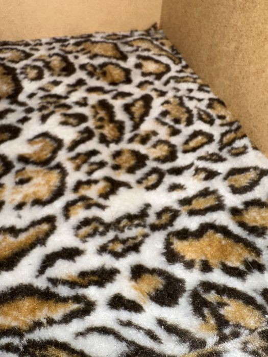 Кошачій будинок 1000 грн, брали за 2200