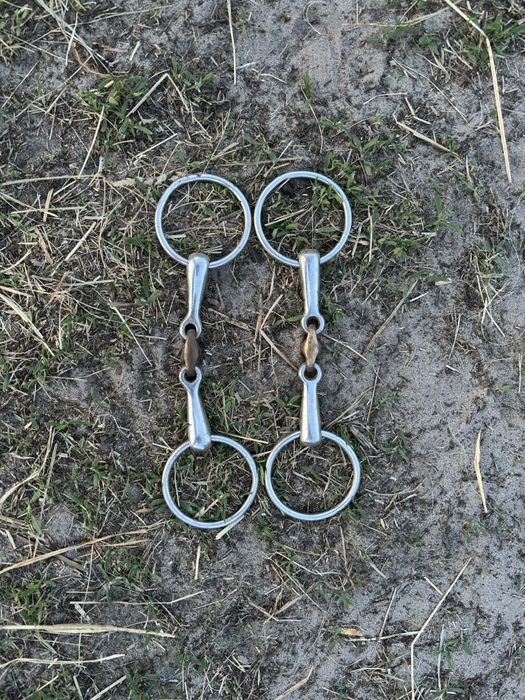 2 wedzidła podwójnie  łamane 12.5