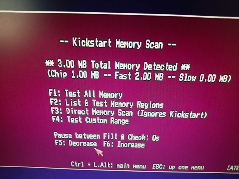 Commodore Amiga 500 Gotek com monitor