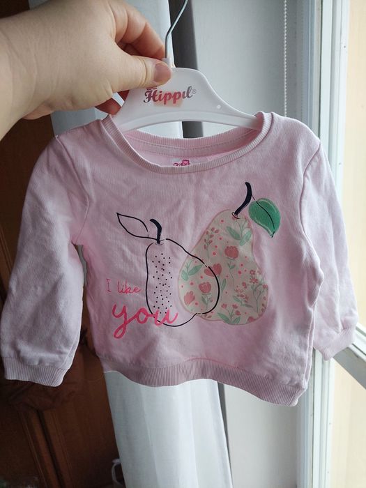 Dwie bluzy dla dziewczynki r. 74