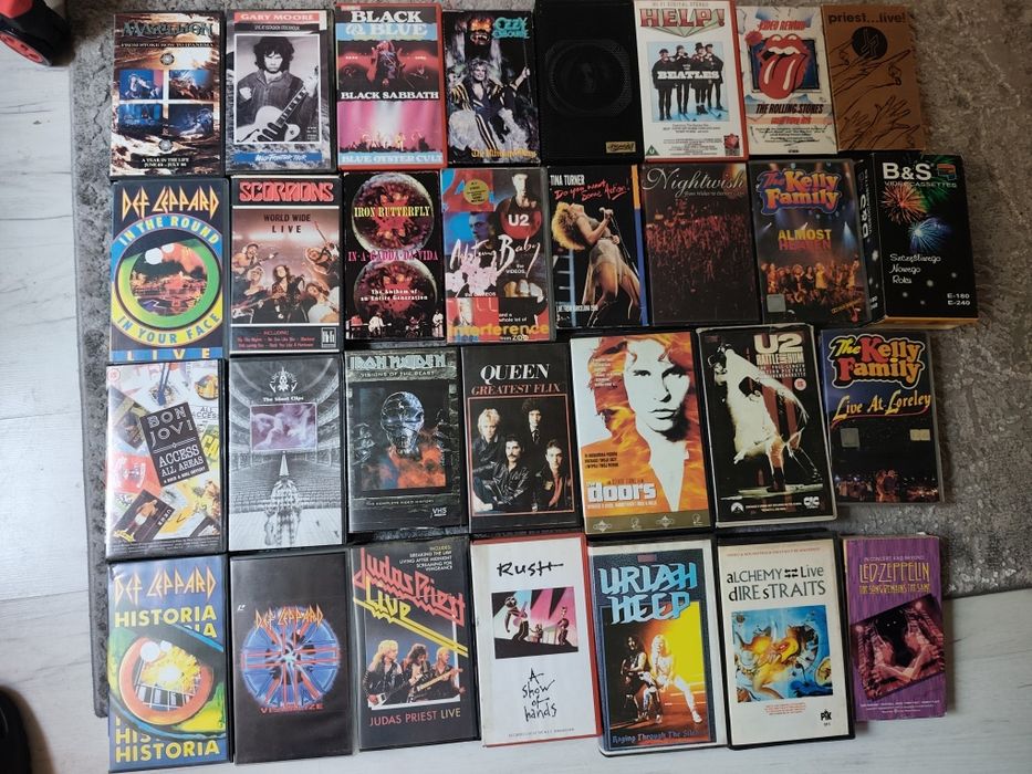 Zestaw VHS z koncertami