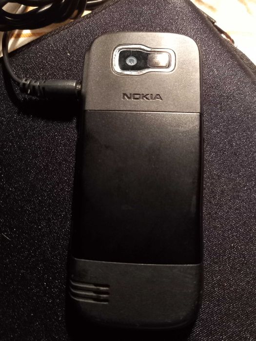 Telemóvel Nokia 2630 (Portes incluídos)