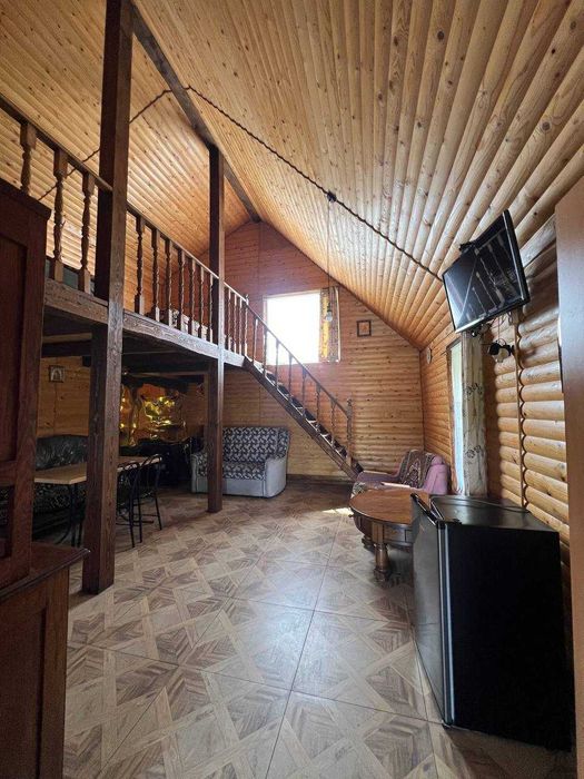 Продаж земельної ділянки 115сот з відпочинковим комплексом, с. Вовчухи