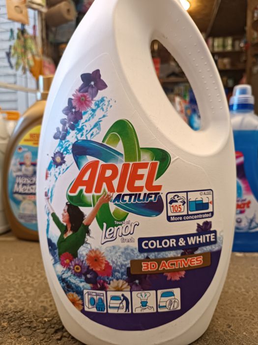 Ariel гель для стирки