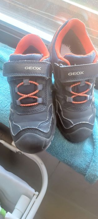 Tenis Geox N° 31 Usado poucas vezes faço entrega
