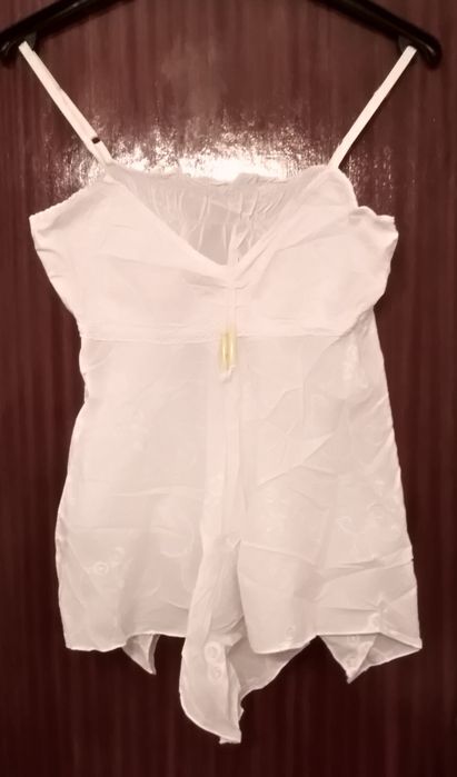 Top bordado alças finas branco