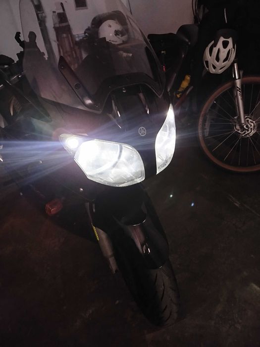 Vendo FJR 1300 estimada