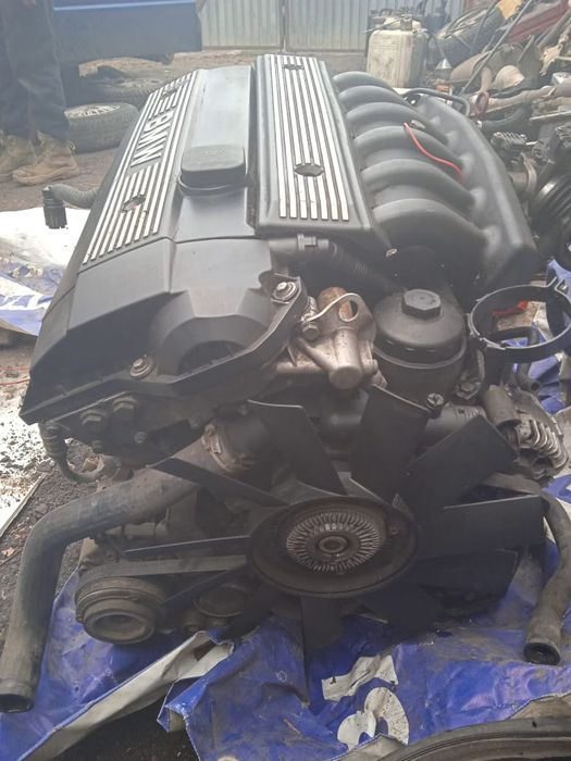 Двигун бмв е46,з навісним,в зборі