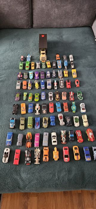 Sprzedam autka hotwheels