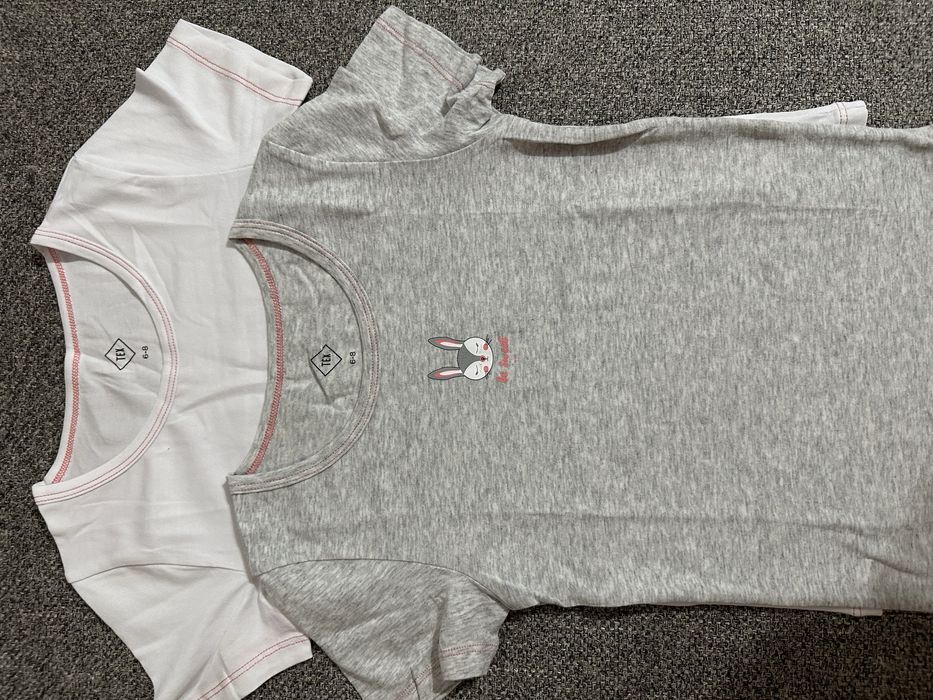 2 базові футболки дитячі на дівчинку. Комплект. 6-8 років