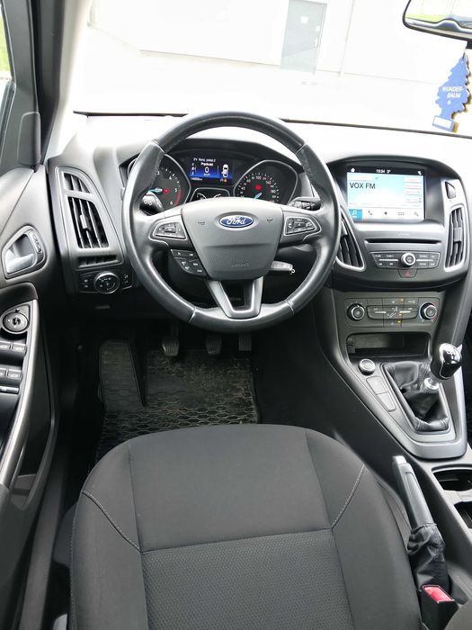 Ford Focus mk3 lifting