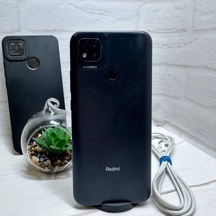 Продам телефон Redmi 9C 2/32 Gb в гарному стані