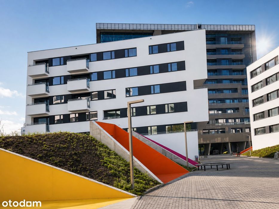 Jasne mieszkanie, sąsiedztwo Rusałki, duża loggia