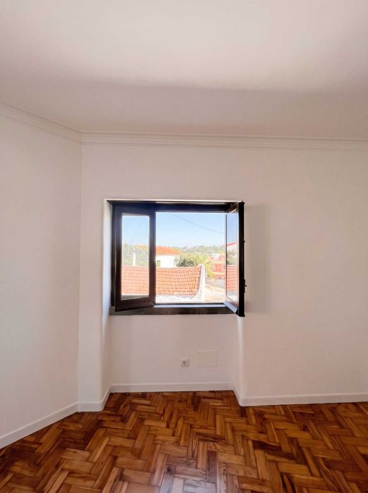 Arrenda-se Apartamento T2 Rua Carlos Anjos