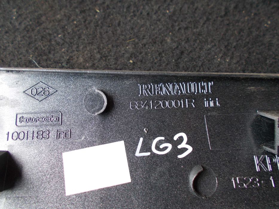renault LAGUNA 3 1.5dci 07r listwa deski konsoli dekor