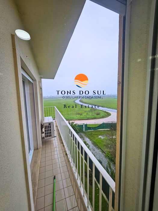 Apartamento T3 c/ suíte e garagem